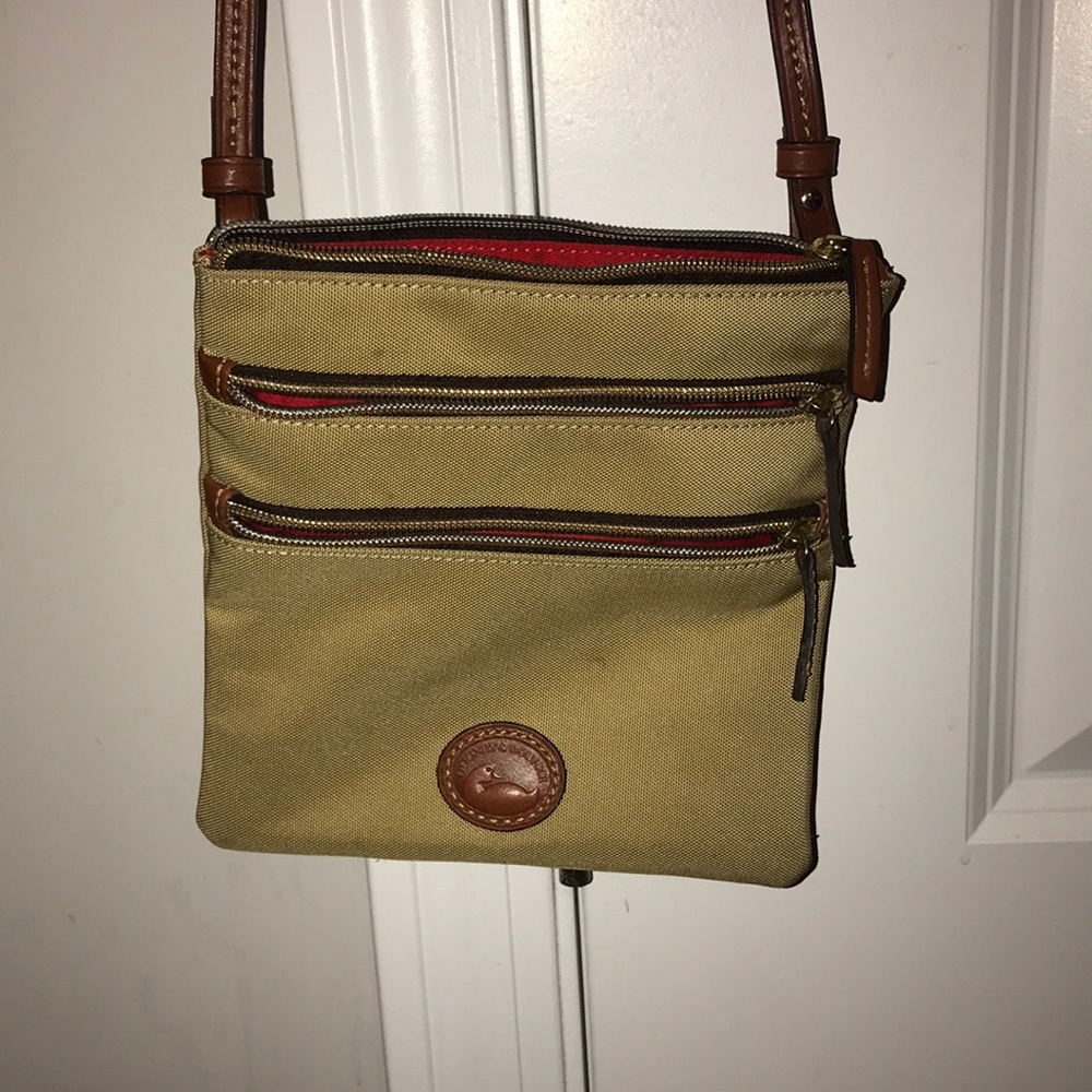Authentic Dooney & Bourke crossbody